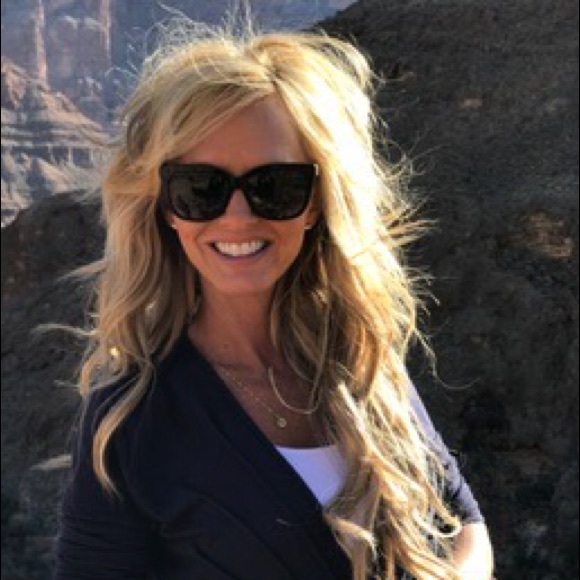 Meet your Posher, Teri - Picture 1 of 1